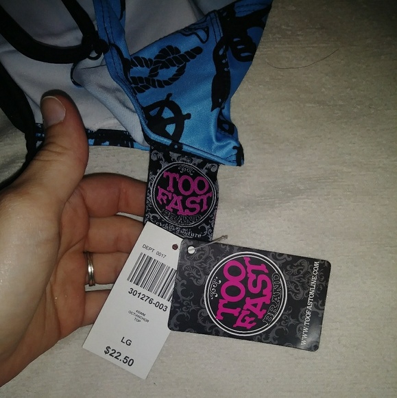 Bathing suit top - Picture 3 of 3